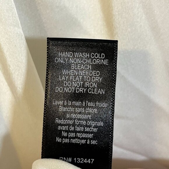 Paterson J Kindaid PJK Satin Tuxedo Blouse Gold Sequin Bib Cream Size‎ XS - Picture 7 of 7